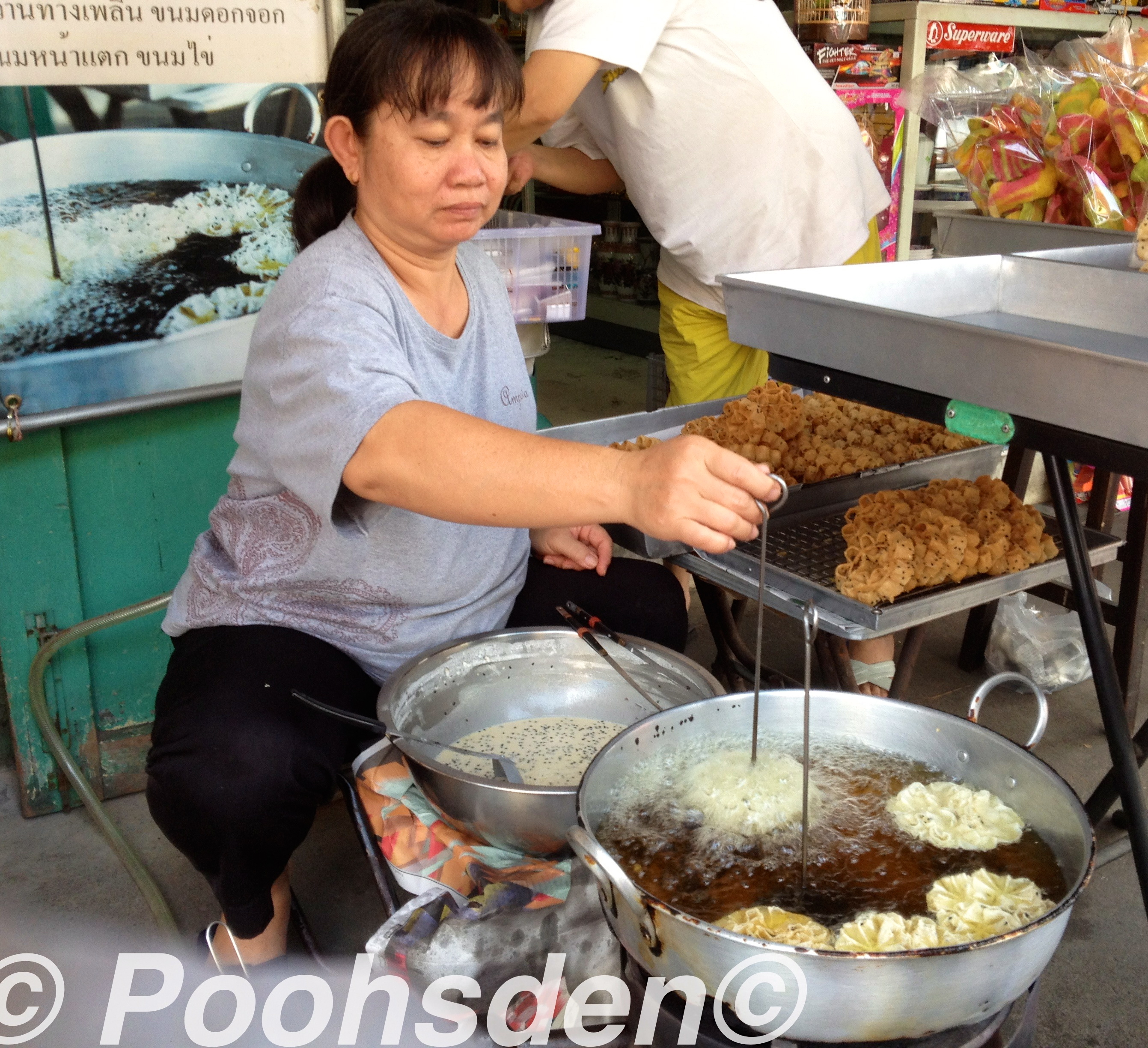 The Thai version of Acchumuruku being made